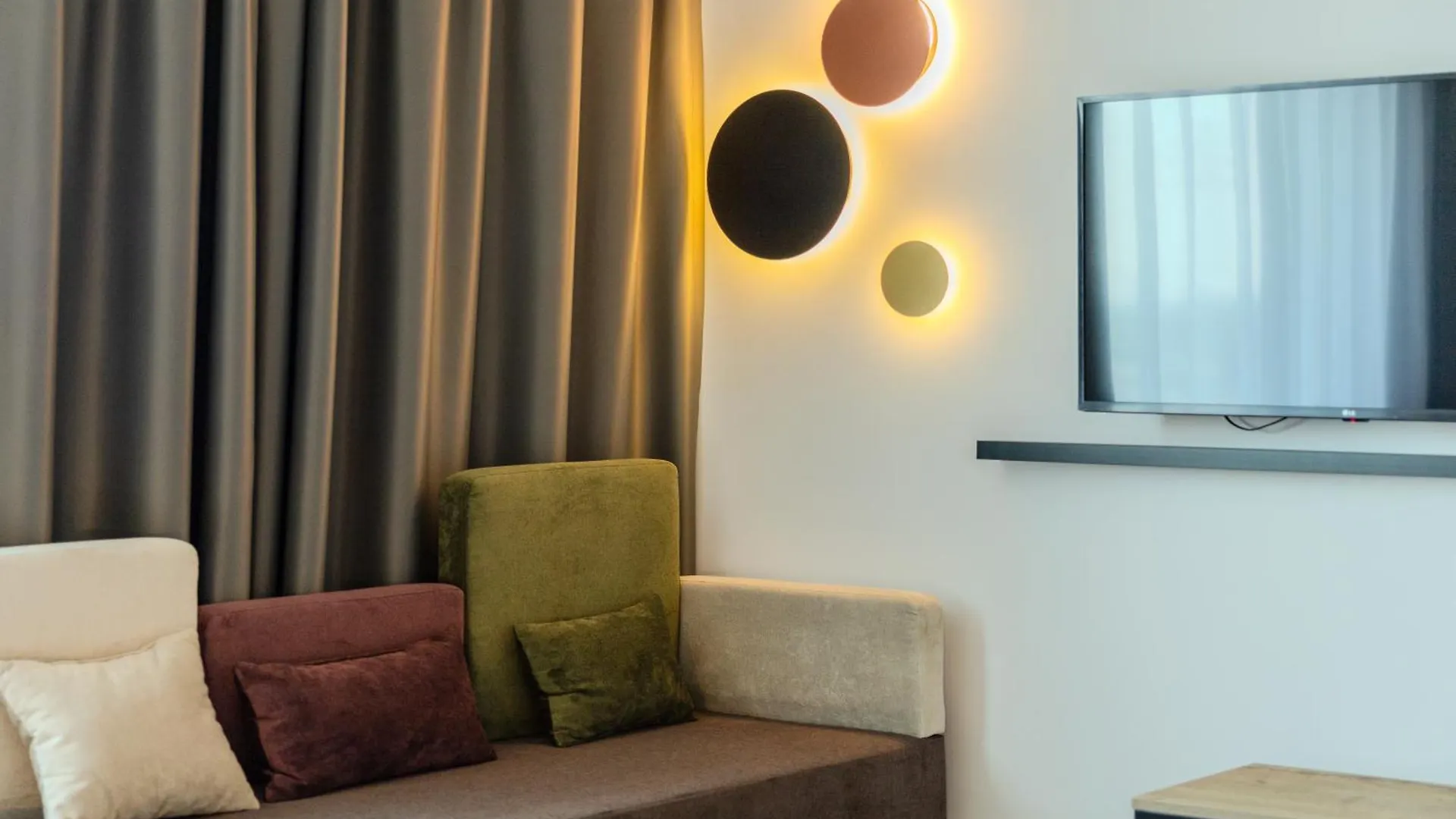 Hotel Pod Grotem Warschau
