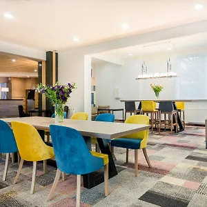 Hotell Sangate Airport