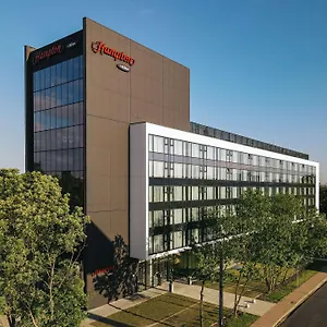 Hotell Hampton By Hilton Reduta