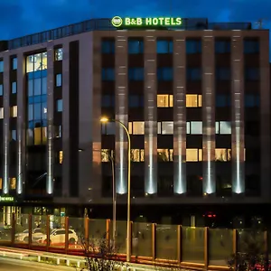 Hotel V
