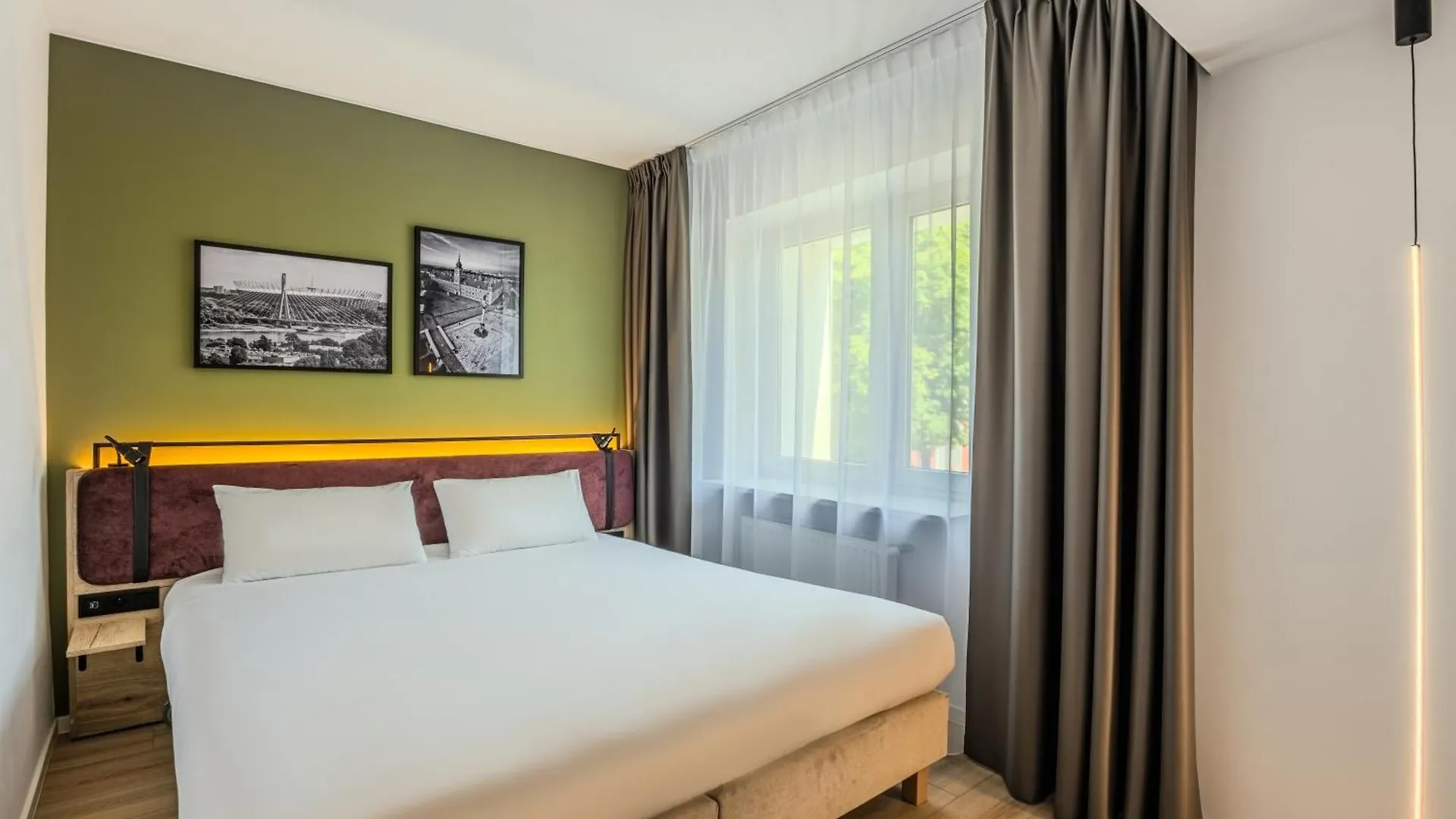 Campanile Warszawa Polnoc Hotel